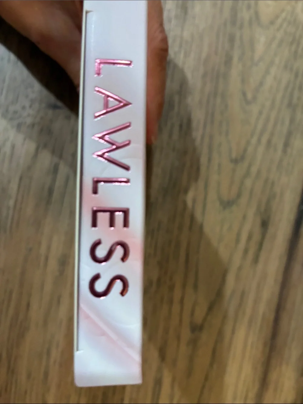 LAWLESS Dreamy Daisy Eyeshadow Palette - Pink & Cream Ombre